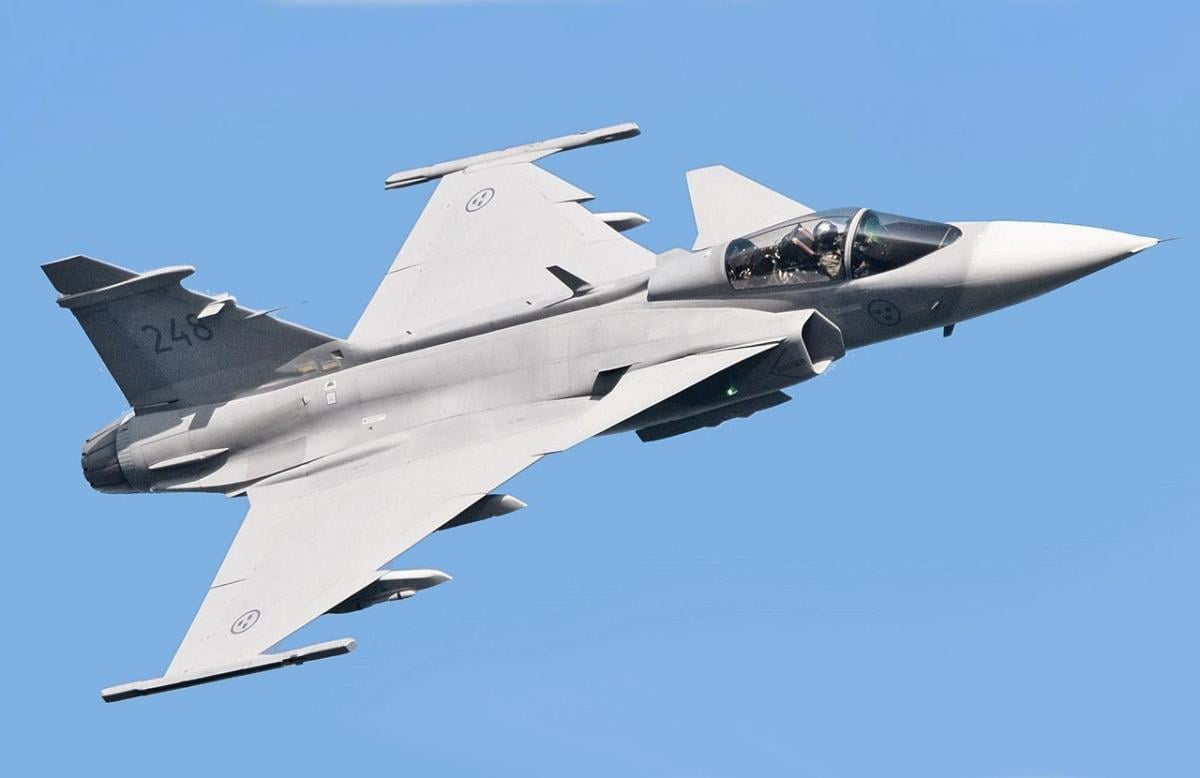 Компанія Saab готова відкрити завод зі складання літаків Gripen в Україні, - FT