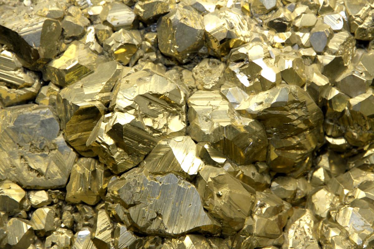 Союзник Росії стане багатшим: Іран відкрив величезну золоту жилу з мільйонами тонн скарбу