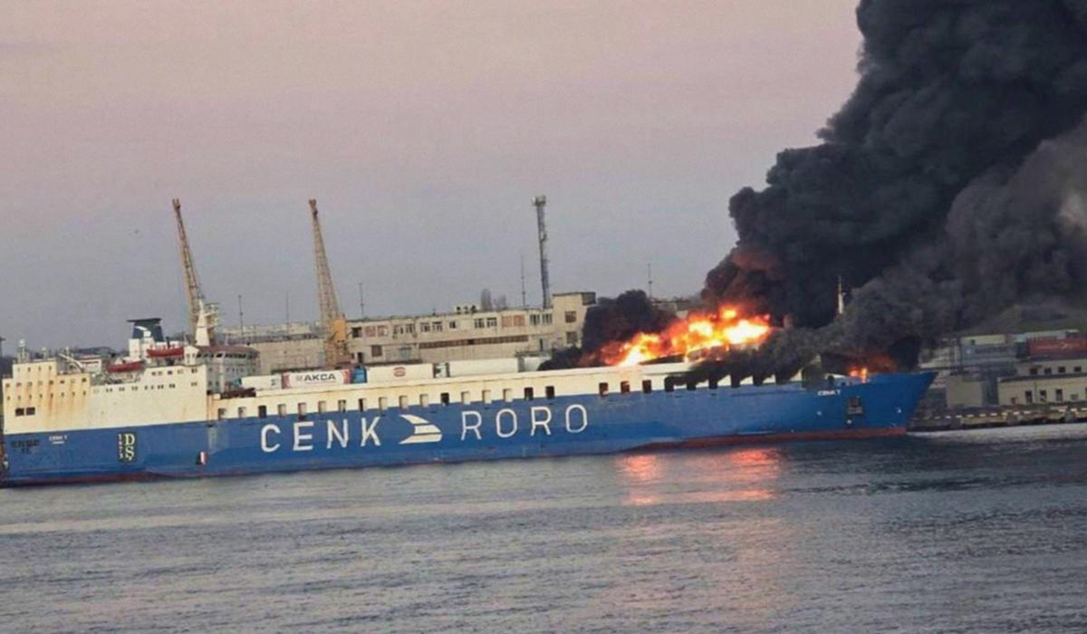 РФ атакувала Одещину: повідомляється про пожежу на цивільному судні