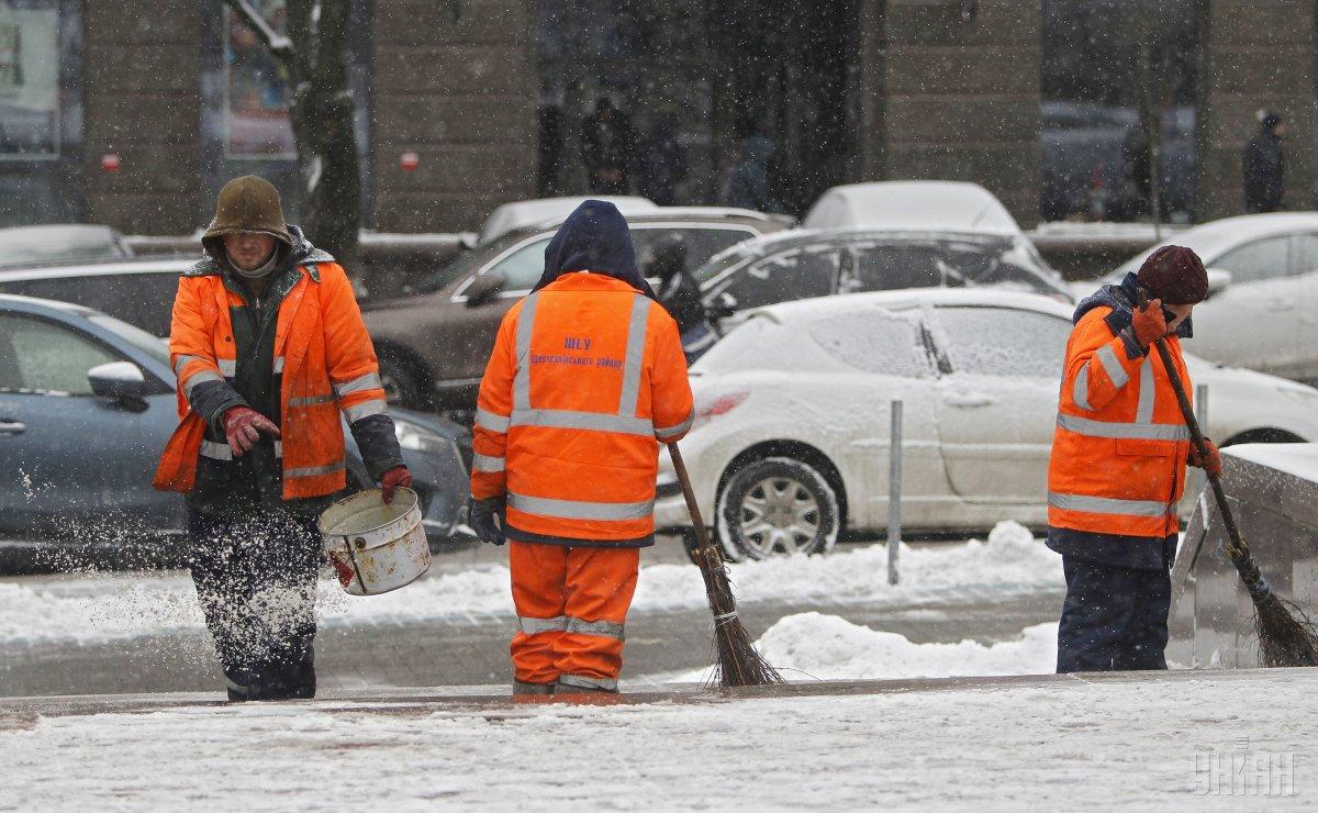 В Києві жорсткий дефіцит комунальників: в якому районі найбільше не вистачає рук
