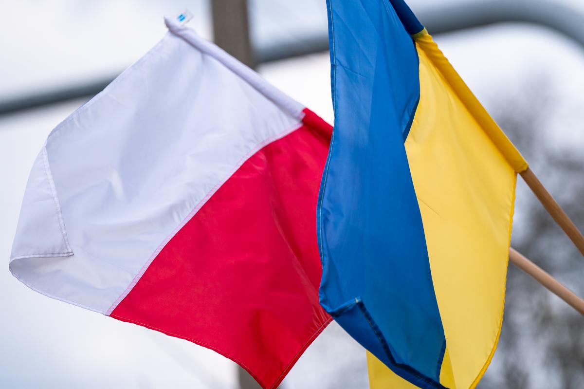 Польські компанії хочуть заробити на відновленні України, попри погіршення відносин, - ЗМІ