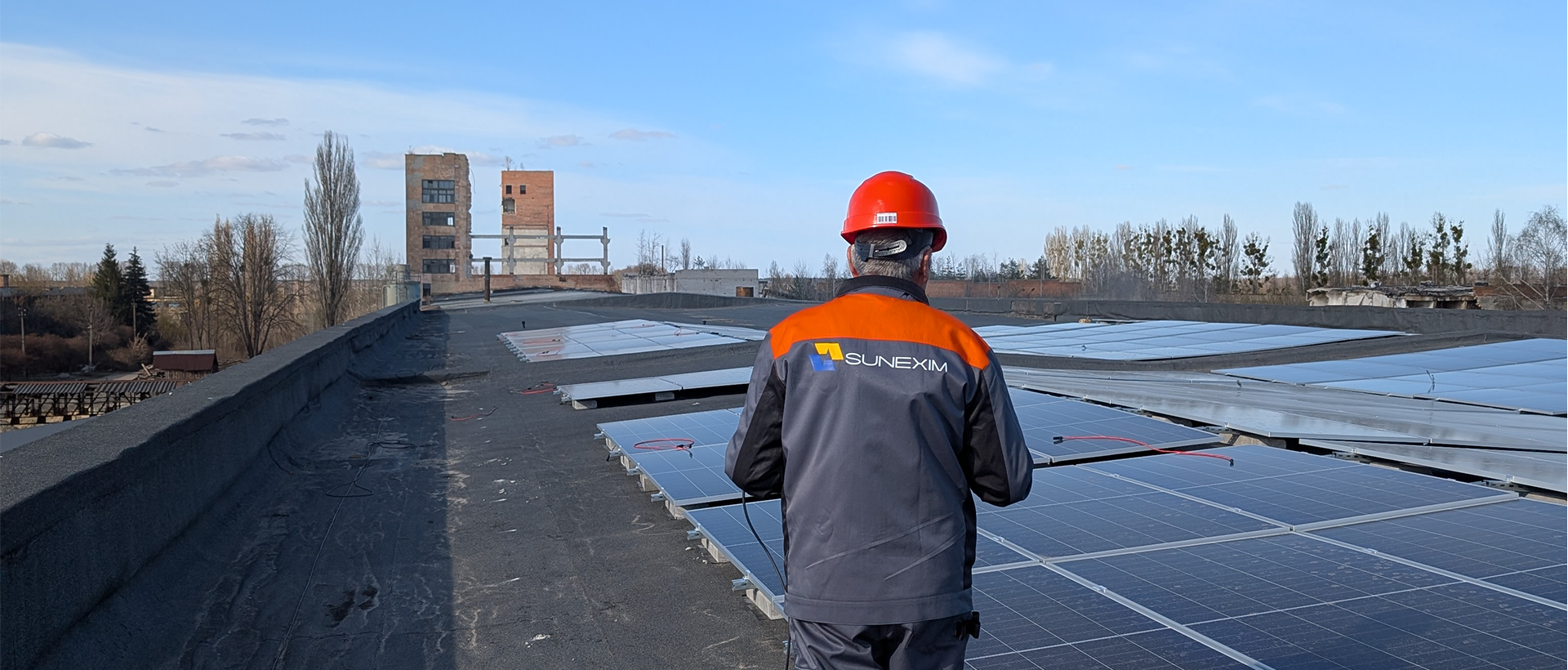 Чому варто вибрати сонячні електростанції для бізнесу